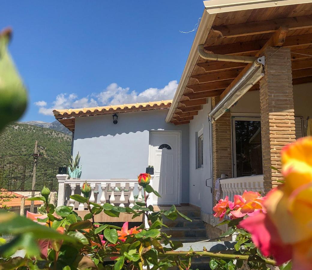 Milos Apartments Himare Eksteriør bilde
