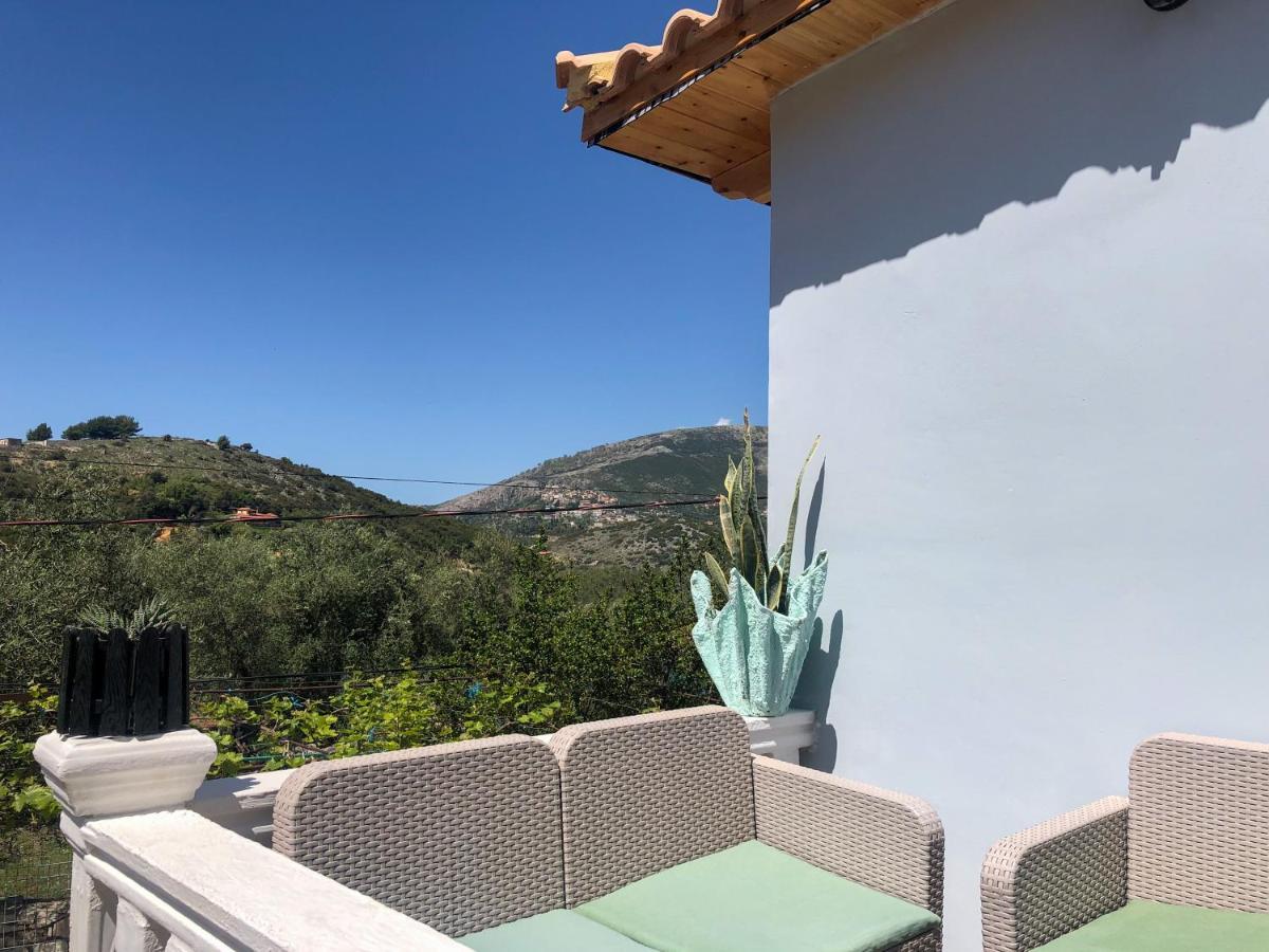 Milos Apartments Himare Eksteriør bilde