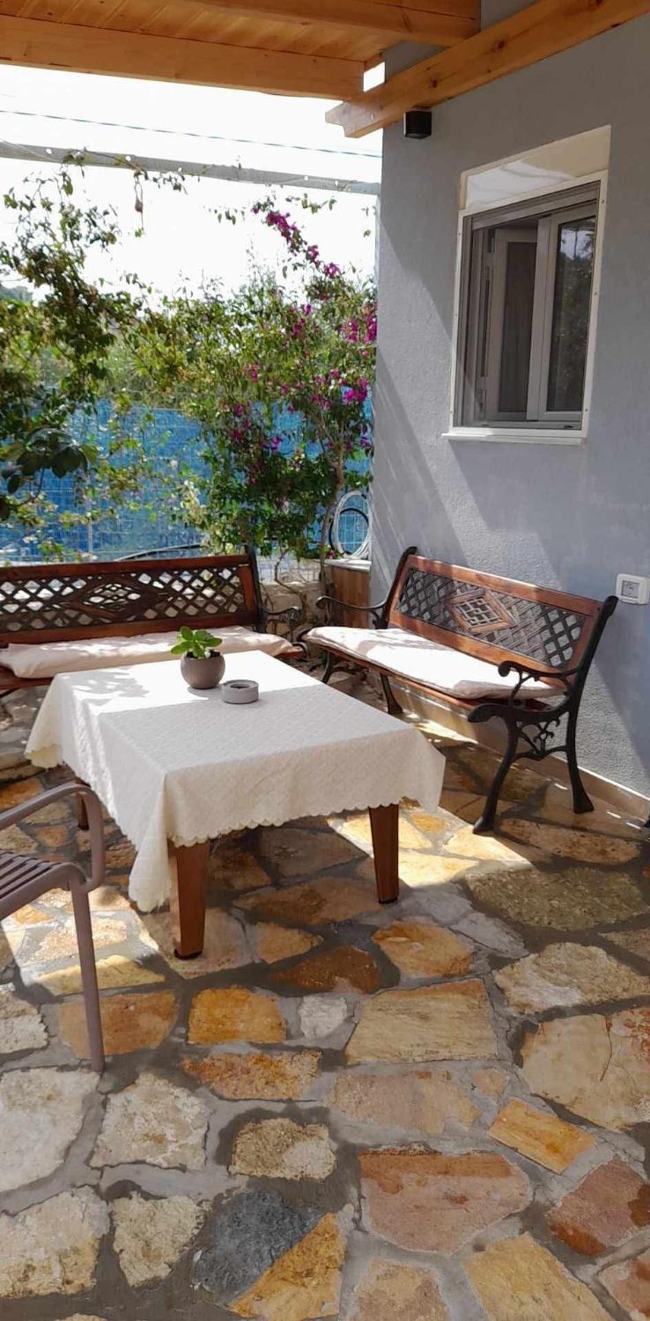 Milos Apartments Himare Eksteriør bilde